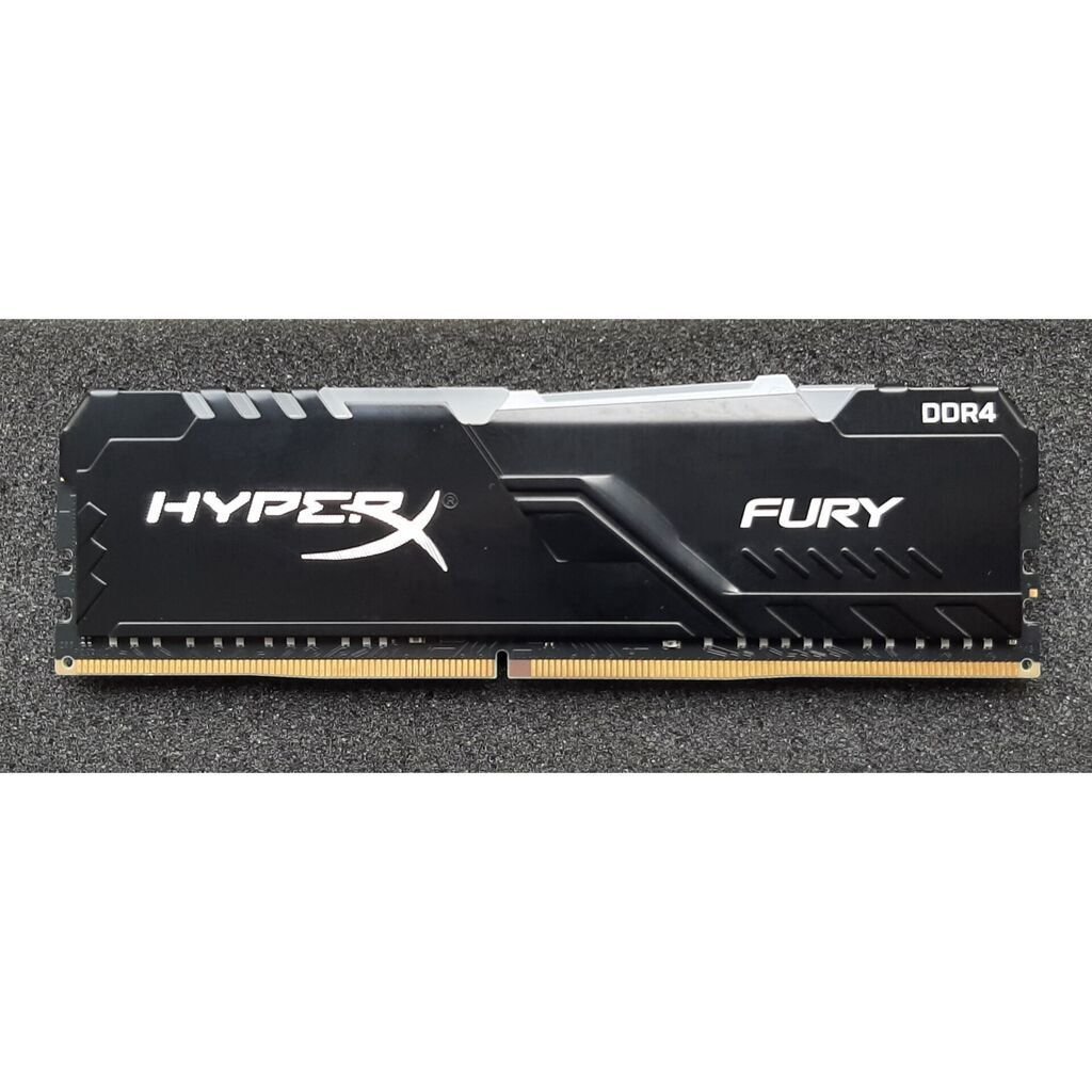 Kingston HyperX Fury RGB və T-Force Delta R DDR4 8GB 3200MHz RAM - 1