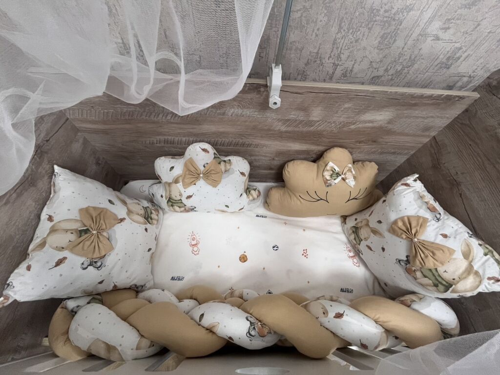 Beşik yeni kimidir, demək olar ki istifadə olunmayıb. Sadəcə matrası — Mebel, Bakı (2)