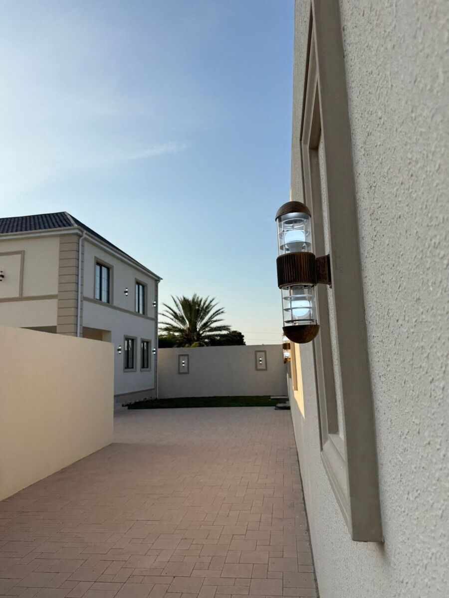 Satılır 4 otaqlı həyət evi/bağ evi 220 m² — Ev, villa, Bakı (2)