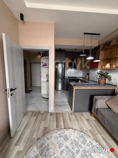 Satılır 2 otaqlı yeni tikili 60 m²