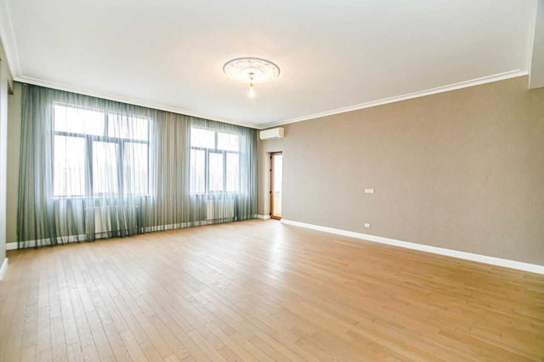 Satılır 3 otaqlı yeni tikili 155 m² — Mənzil, Bakı (12)