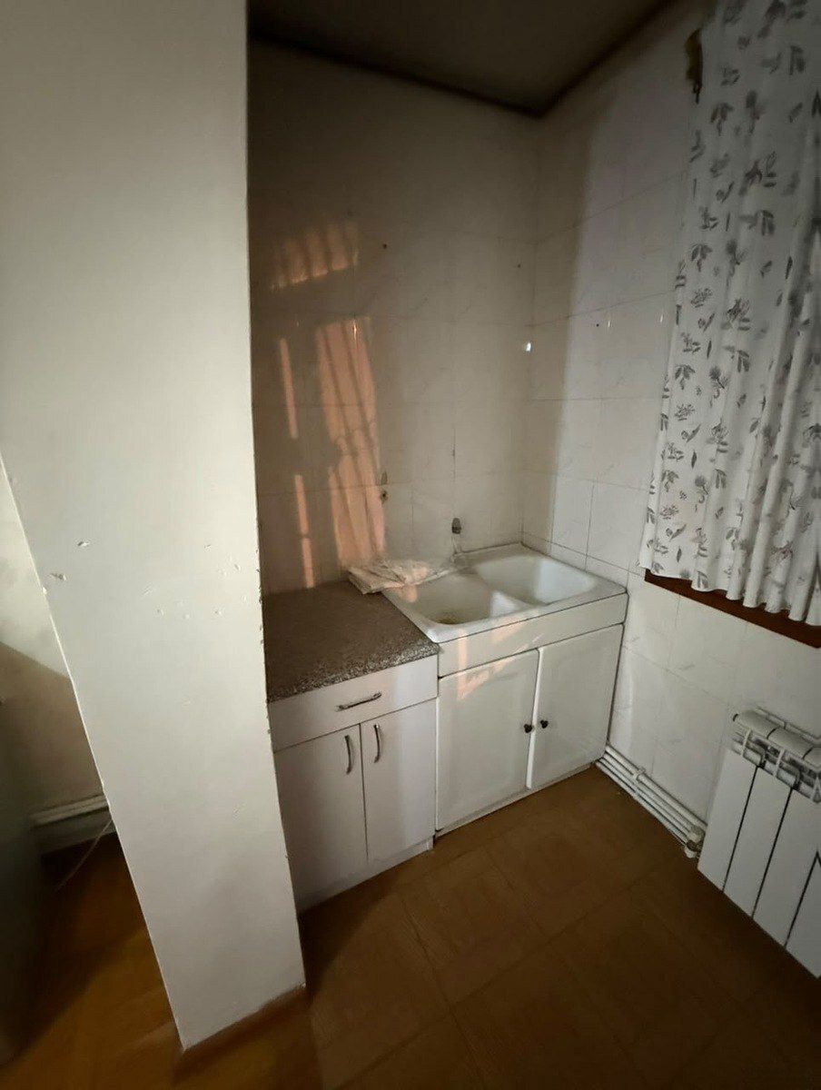 İcarəyə verilir 3 otaqlı köhnə tikili 80 m² — Mənzil, Bakı (5)