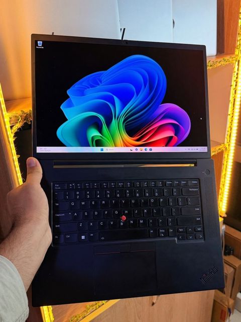 Lenovo ThinkPad P1 Gen 5 I7-12800H 32/1TB