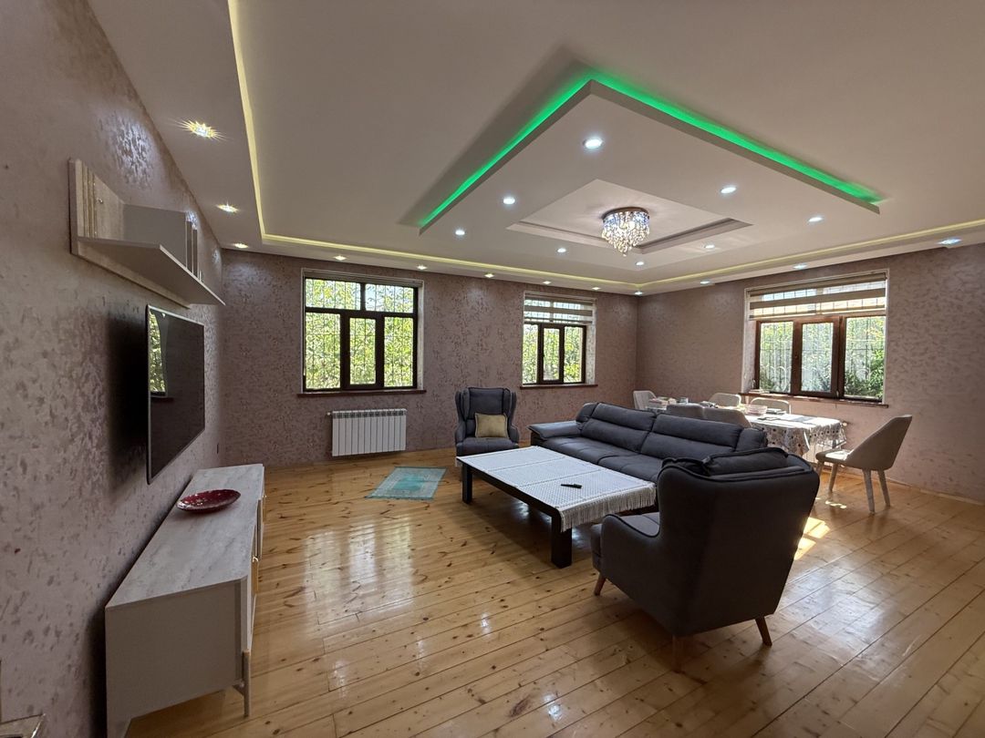 Satılır 6 otaqlı həyət evi/bağ evi 200 m² — Ev, villa, Bakı (2)