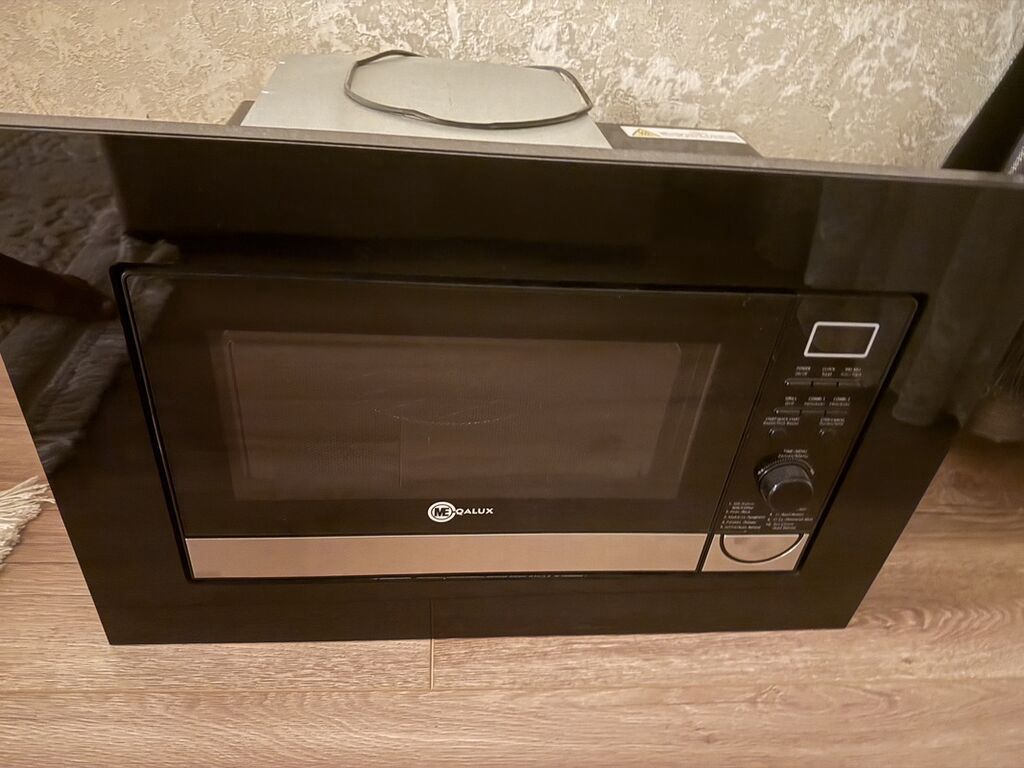 Qalux mikrodalğalı soba – şüşə ön panel və inteqrasiya üçün uyğun