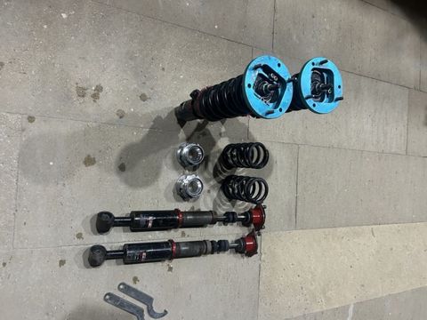 Satılır: tənzimlənən coilover asqı dəsti Bmw e46 Məzmun: - 2 ədəd ön