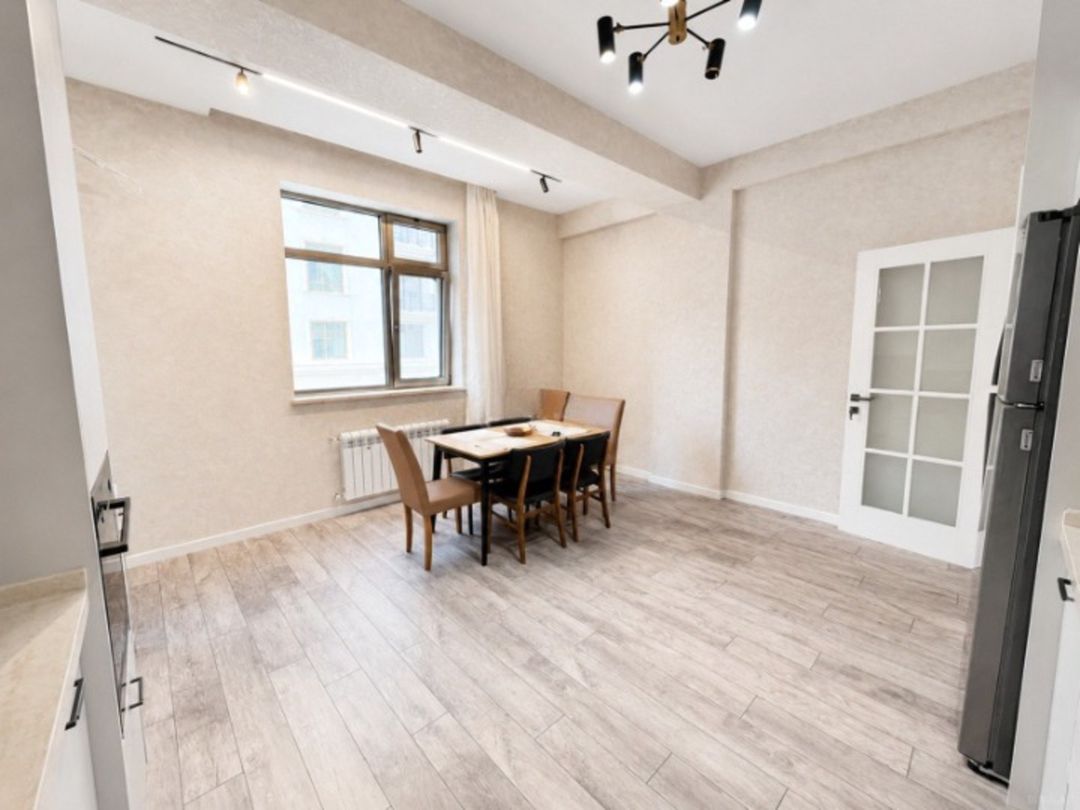 Satılır 3 otaqlı yeni tikili 130 m² — Mənzil, Bakı (2)