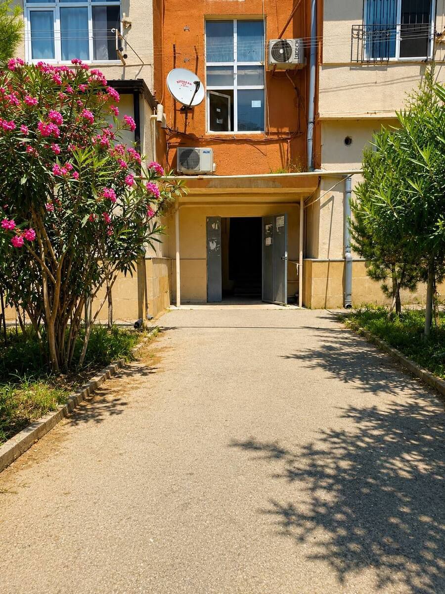 Satılır 2 otaqlı köhnə tikili 60 m² — Mənzil, Bakı (8)