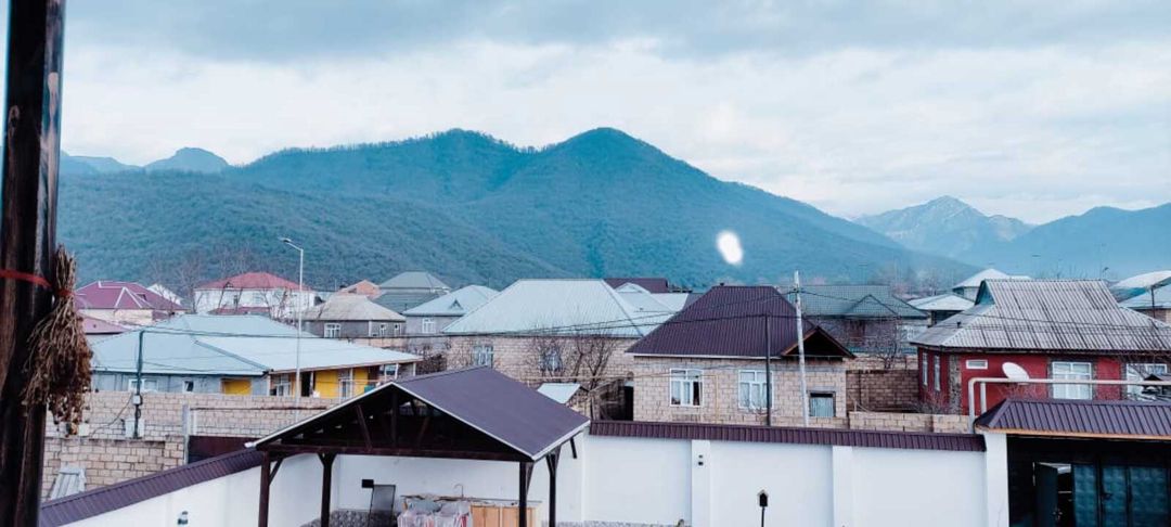 İcarəyə verilir 6 otaqlı həyət evi/bağ evi 200 m² — Ev, villa, Qəbələ (3)