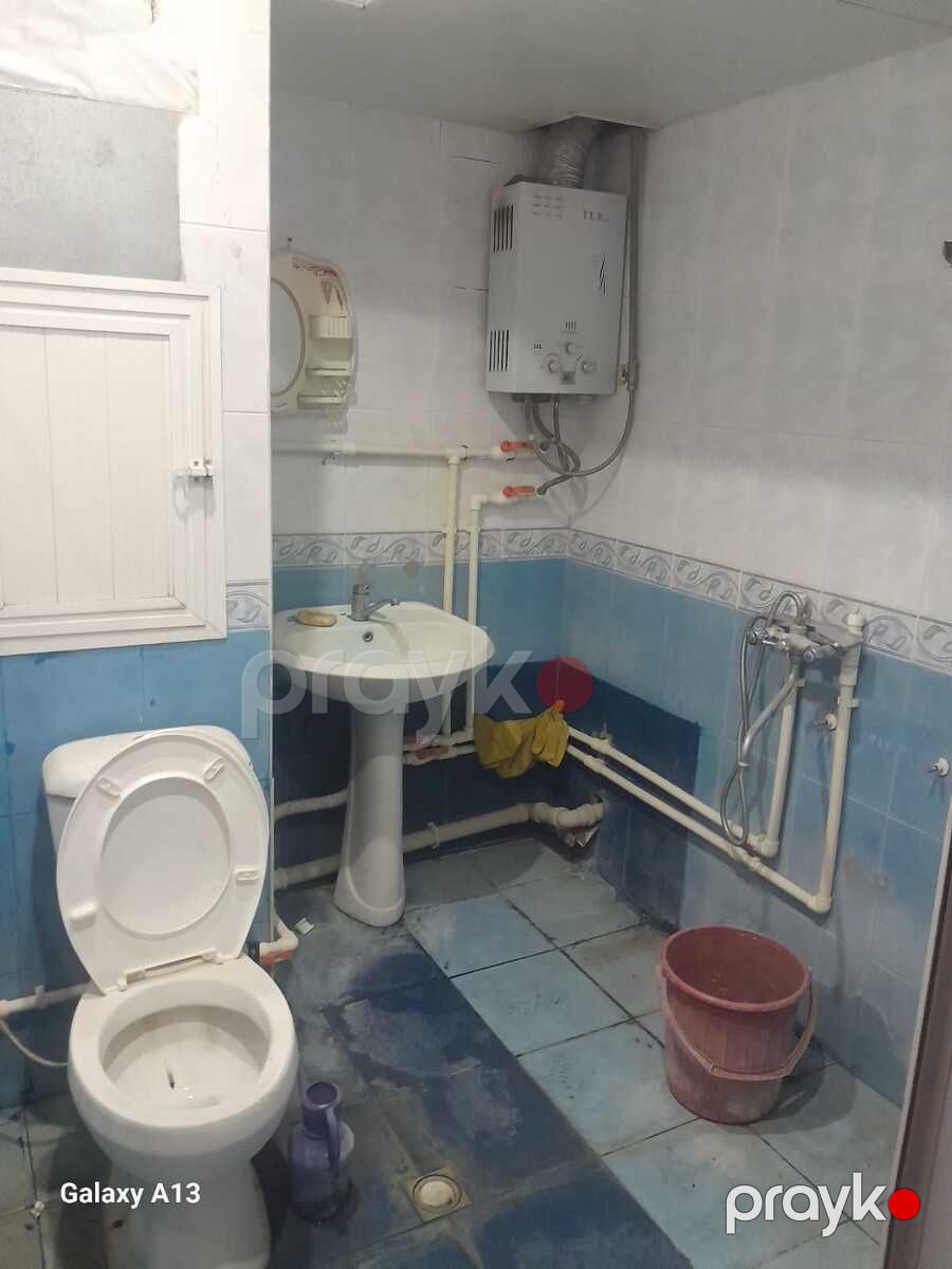 Satılır 2 otaqlı köhnə tikili 50 m² — Mənzil, Bakı (9)
