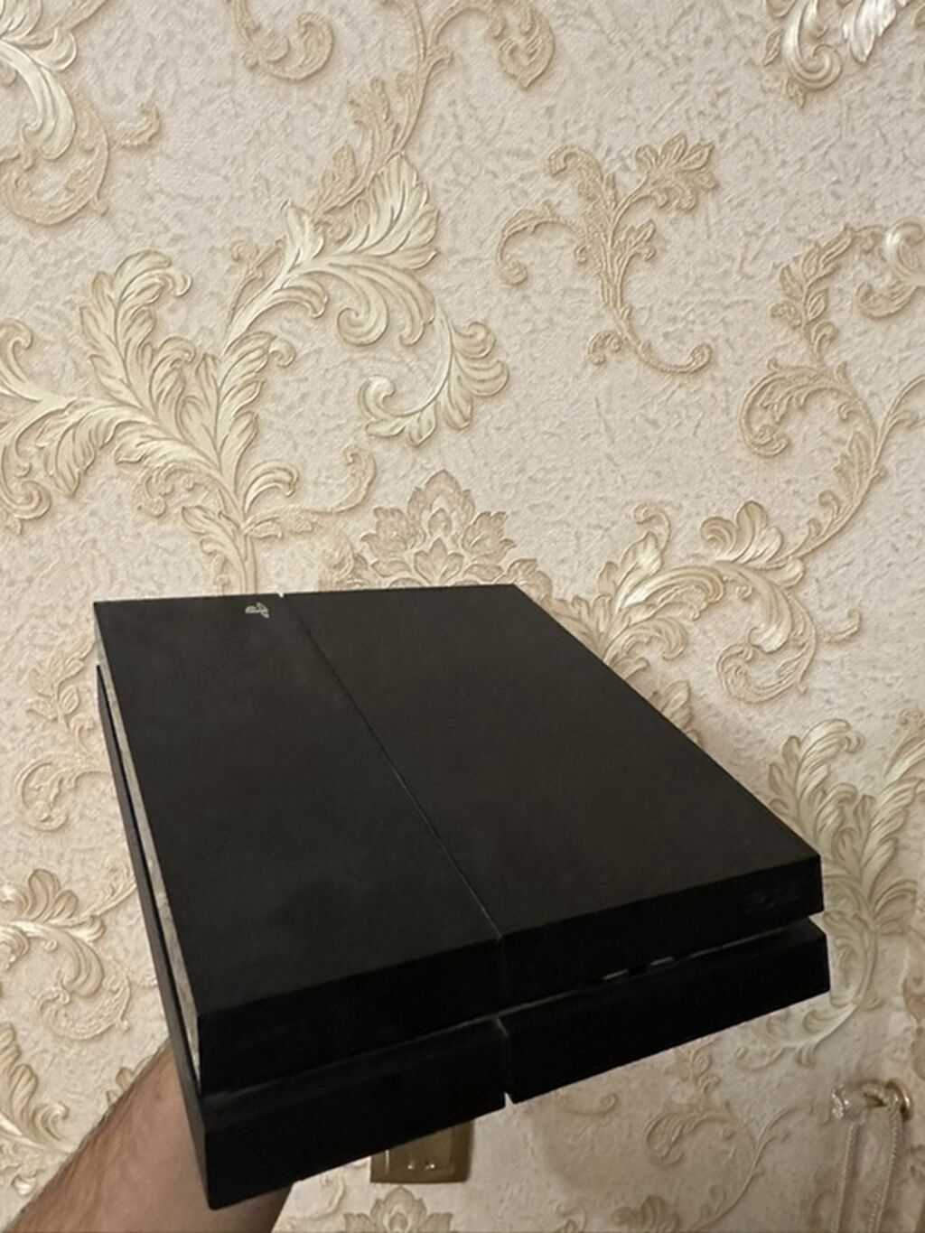 Sony PlayStation 4 (PS4) oyun konsolu – orijinal “Fat” model (CUH