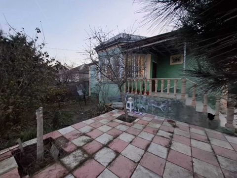 Satılır 5 otaqlı həyət evi/bağ evi 110 m² — Bakı