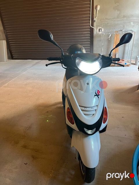 Skuter – XRoad 125cc - Model: XRoad - Mühərrik: 125 cc, benzin -