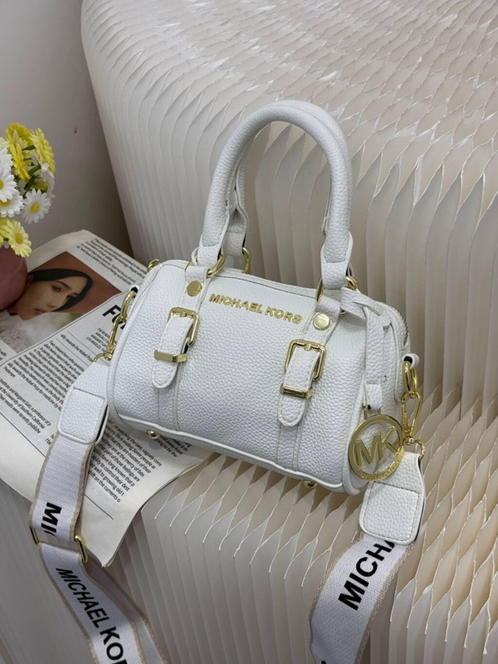 Michael Kors mini çanta – barrel/düyməli dizayn - Rənglər: qırmızı və — Çantalar, Bakı (2)