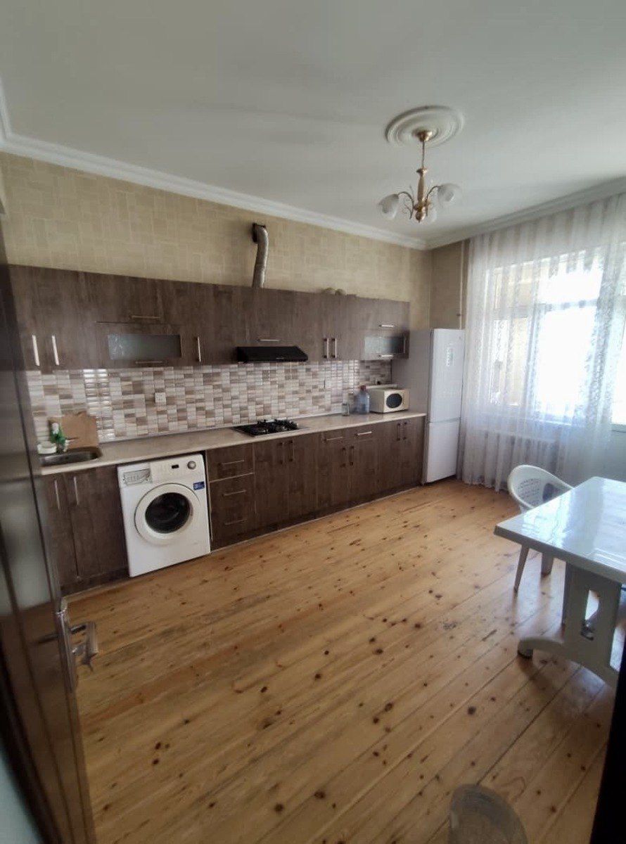 İcarəyə verilir 3 otaqlı yeni tikili 90 m² — Mənzil, Bakı (7)