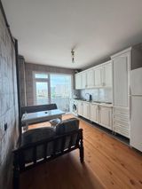 İcarəyə verilir 2 otaqlı köhnə tikili 66 m² — Senan bey