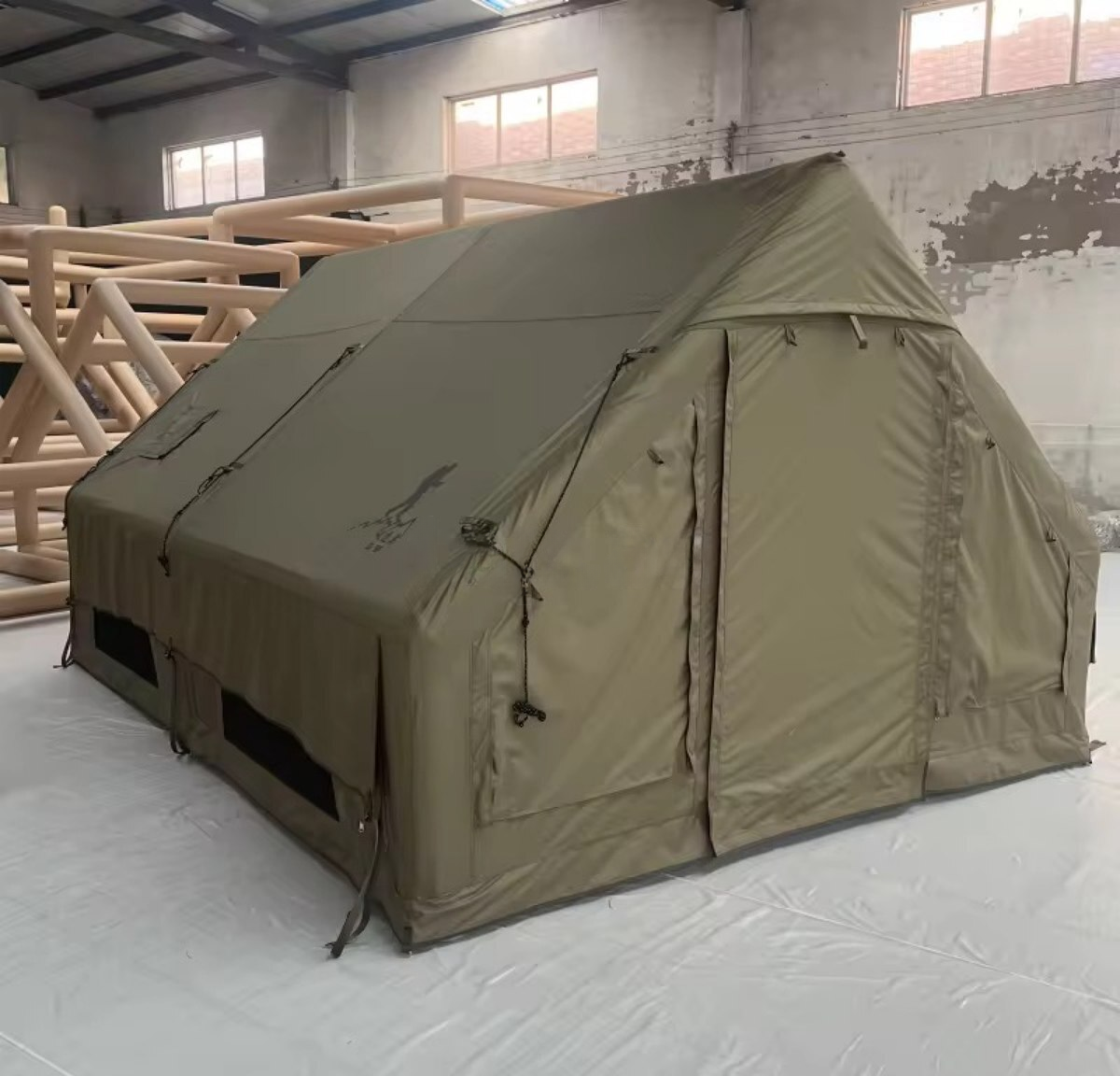 4x3 metr Şişmə Çadır — Mallar (3)