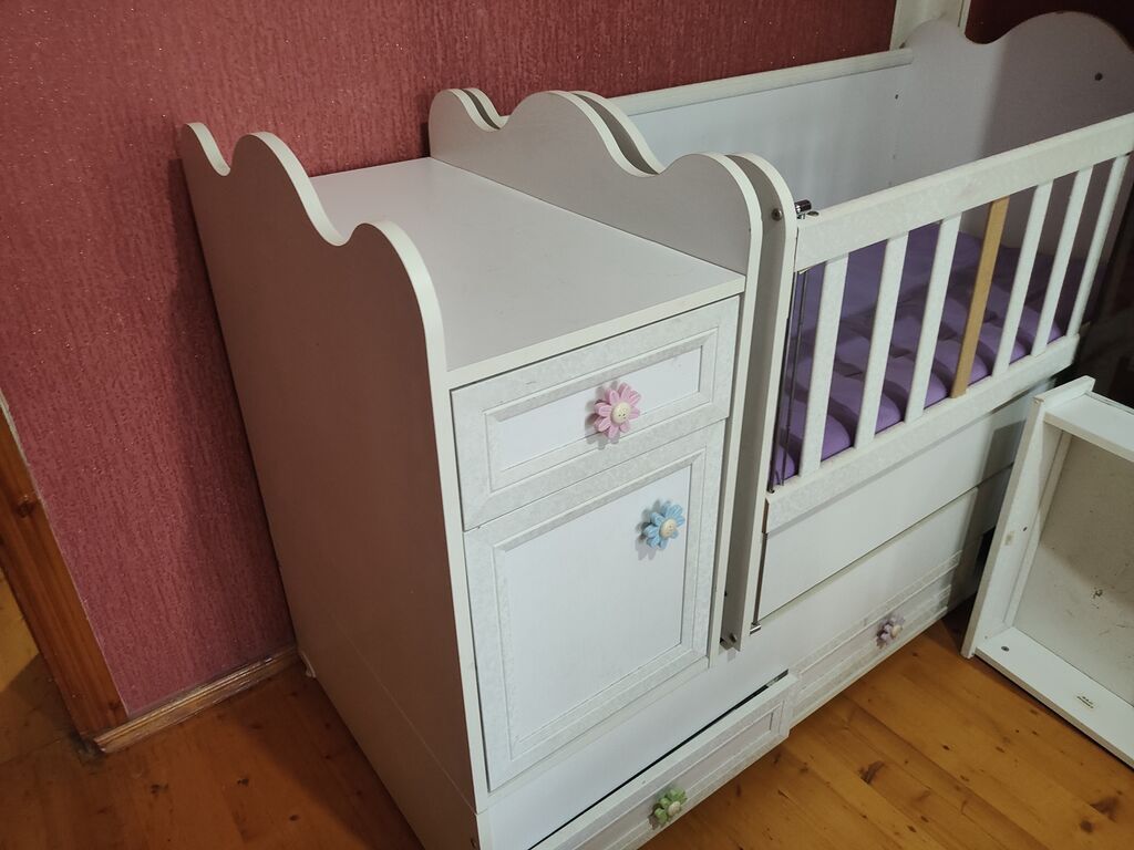 Uşaq beşiyi və komod dəsti - Material: ağ rəngli laminat/taxta — Mebel, Bakı (3)