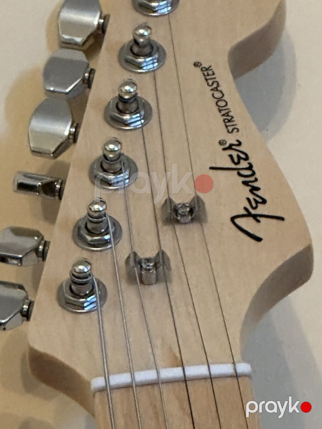 Elektrik gitara + gücləndirici dəsti - Korpus: Strat tərzində, parlaq — Mallar, Digah (5)