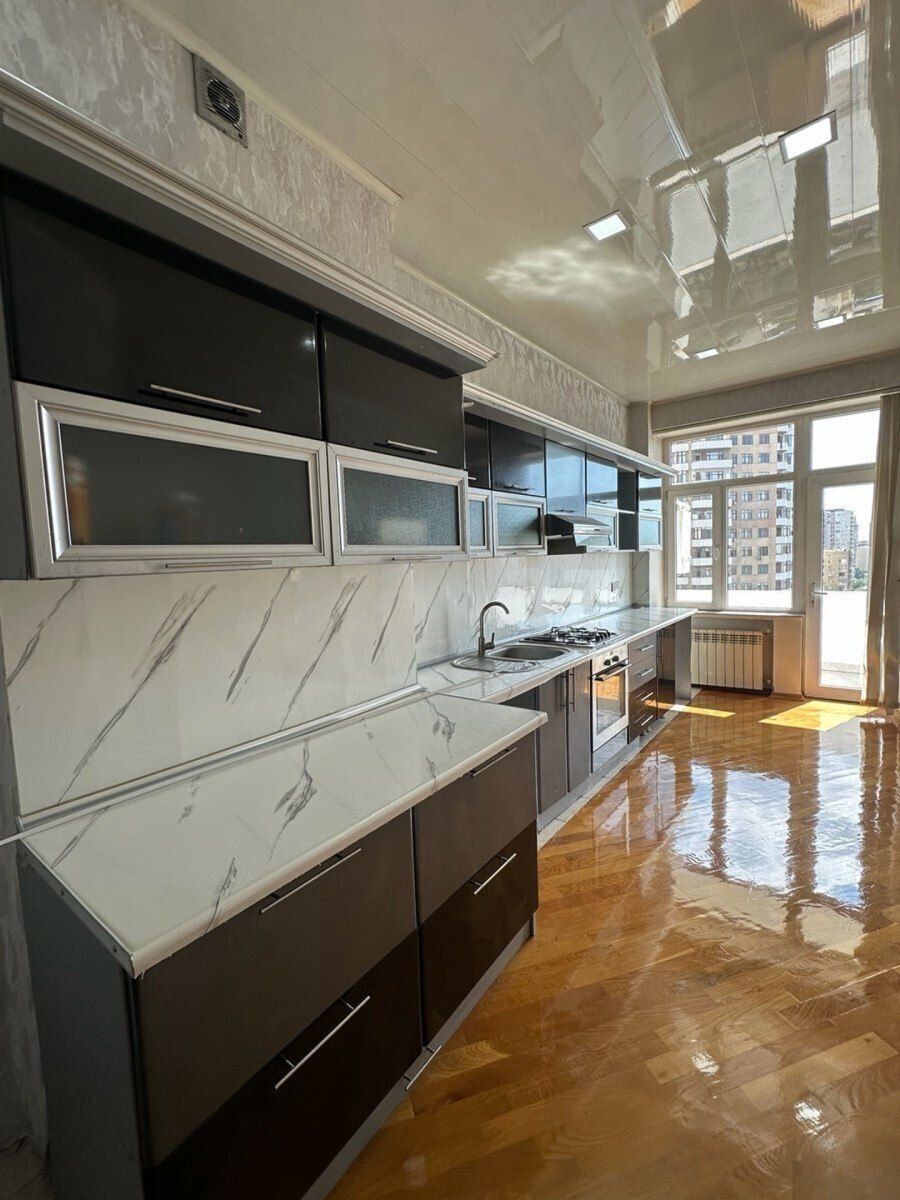 Satılır 3 otaqlı yeni tikili 160 m² — Mənzil, Bakı (7)