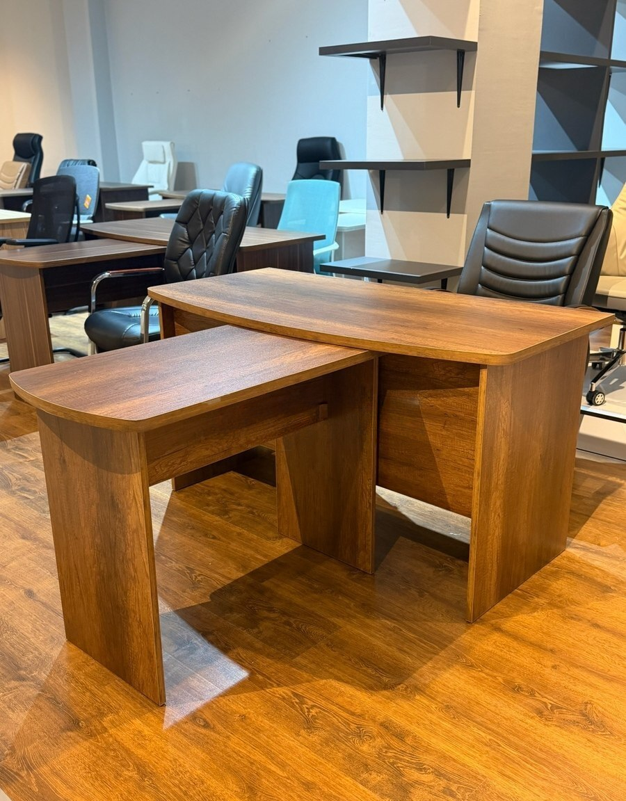 Yazı masası Qara rəng — Office furniture