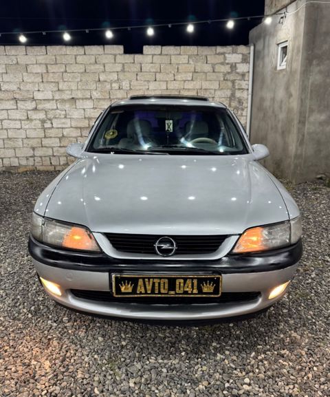 Opel Astra: 1.8 L | 1998 il | 200 000 km | Sedan