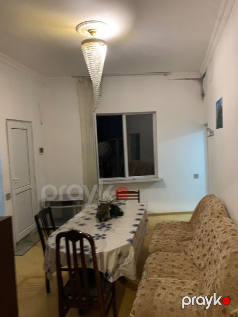 İcarəyə verilir 6 otaqlı yeni tikili 130 m²