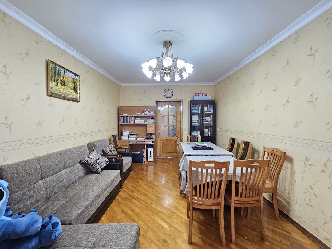 Satılır 3 otaqlı köhnə tikili 75 m² — Mənzil, Bakı (2)