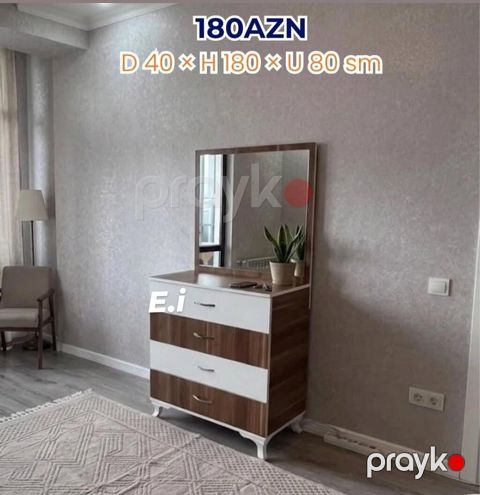 Yeni, Güzgülü
