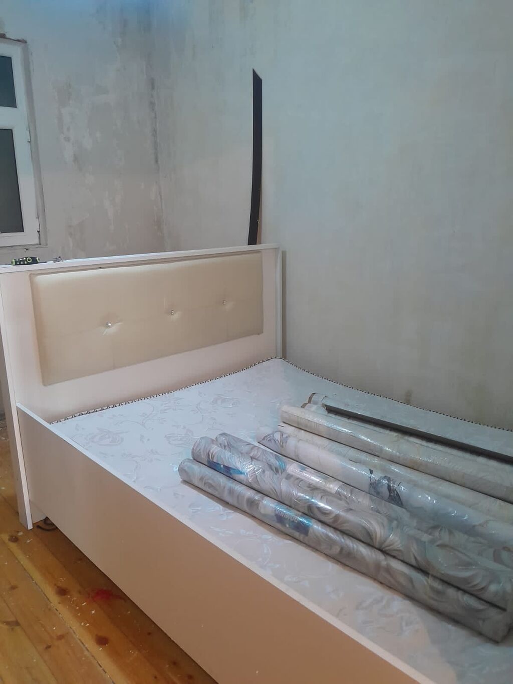 Taxt satilir‼️ 130 azn.olcu 160&2 Xirdan heyet evi 9583 Aysel banu — Mebel, Bakı