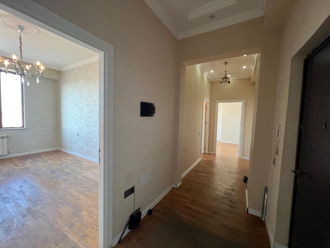 Satılır 2 otaqlı yeni tikili 80 m² — Mənzil, Bakı (6)