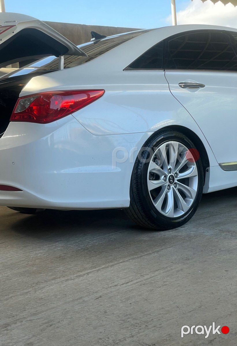 Hyundai Sonata 2010-2014 təkərləri 235/45 R18 — Ehtiyat hissələri və aksesuarlar, Bakı (3)