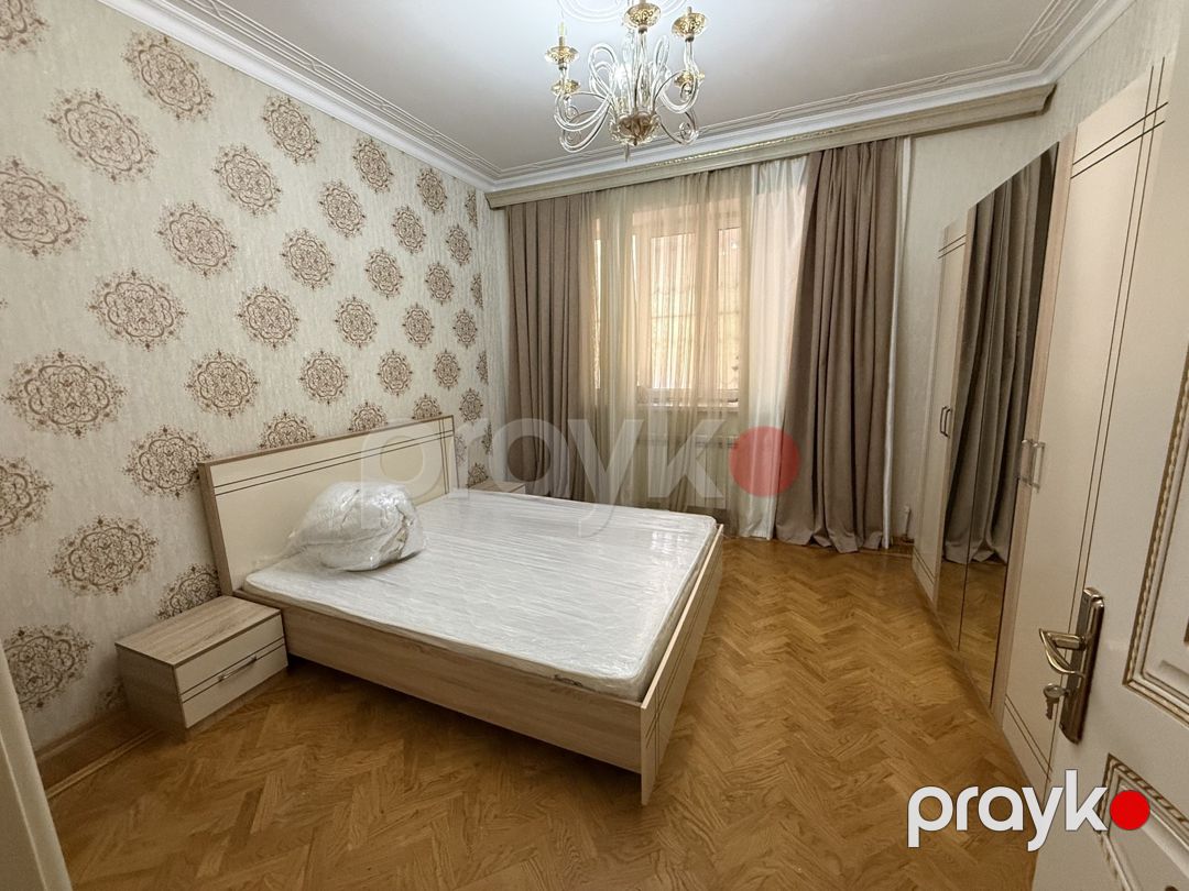 İcarəyə verilir 3 otaqlı köhnə tikili 110 m² — Mənzil, Bakı (10)