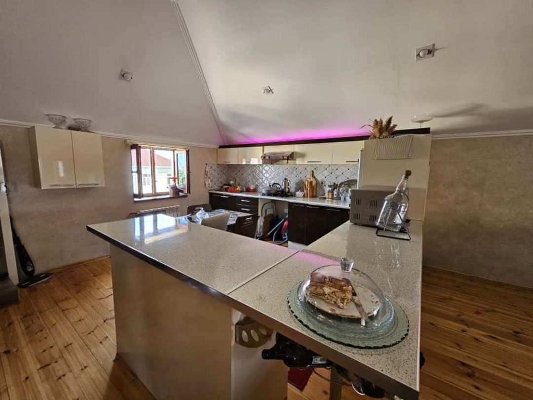 Satılır 4 otaqlı həyət evi/bağ evi 160 m² — Ev, villa, Bakı (12)