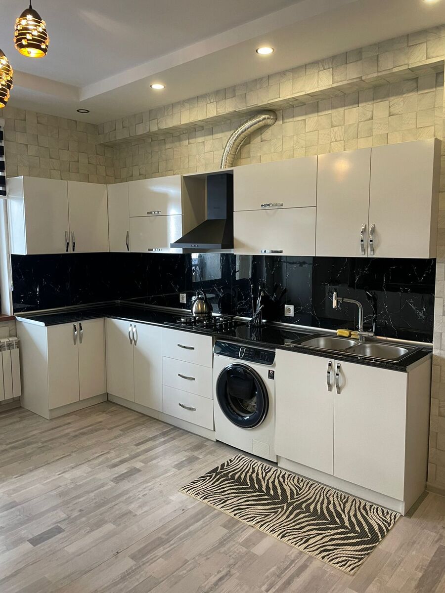 İcarəyə verilir 4 otaqlı yeni tikili 190 m² — Mənzil, Bakı (8)