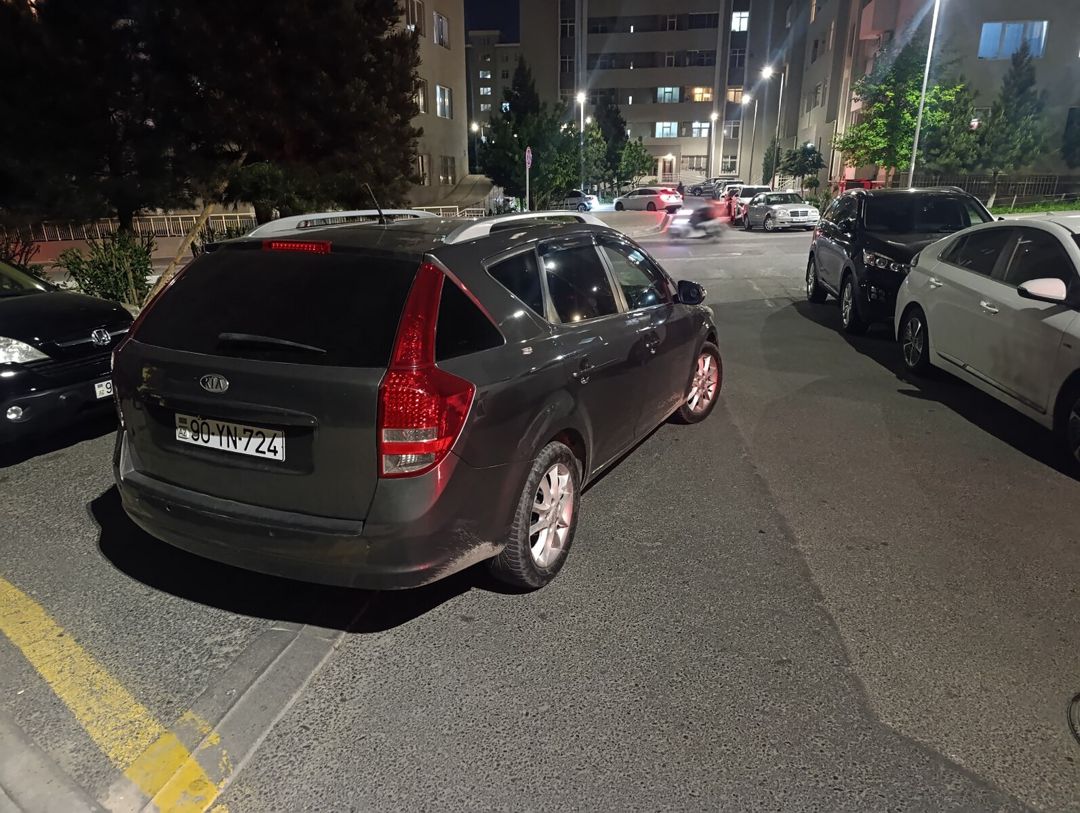 KIA Ceed SW, 2010 il — Avtomobillər, Xırdalan (2)
