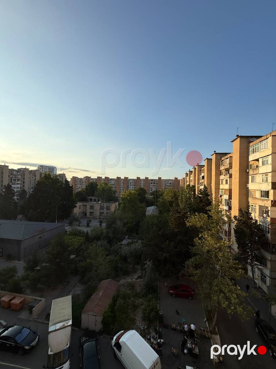 Satılır 4 otaqlı köhnə tikili 100 m² — Mənzil, Bakı (3)