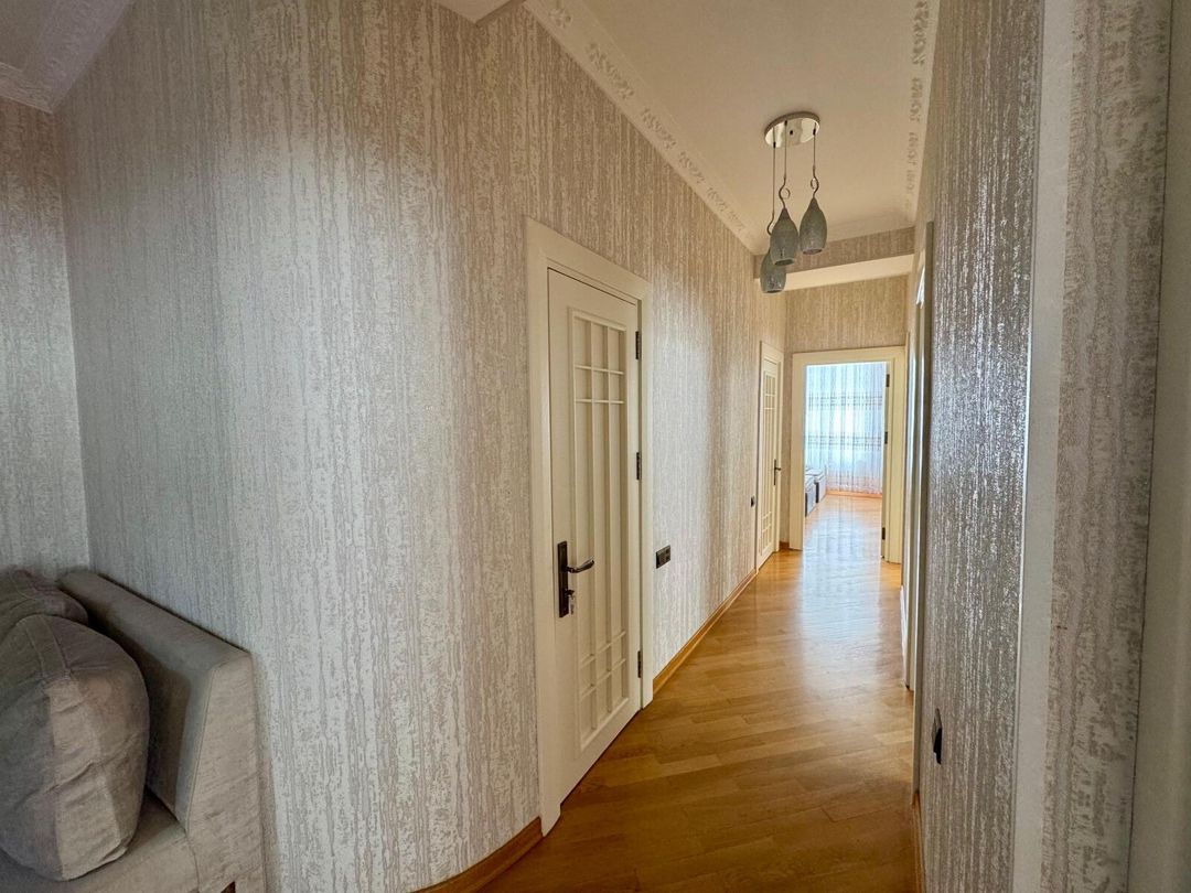 İcarəyə verilir 3 otaqlı yeni tikili 131 m² — Mənzil, Bakı (12)