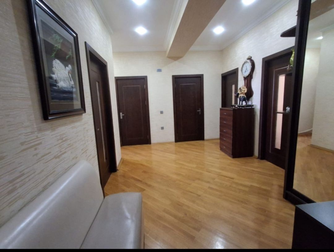 Satılır 3 otaqlı yeni tikili 117 m² — Mənzil, Bakı