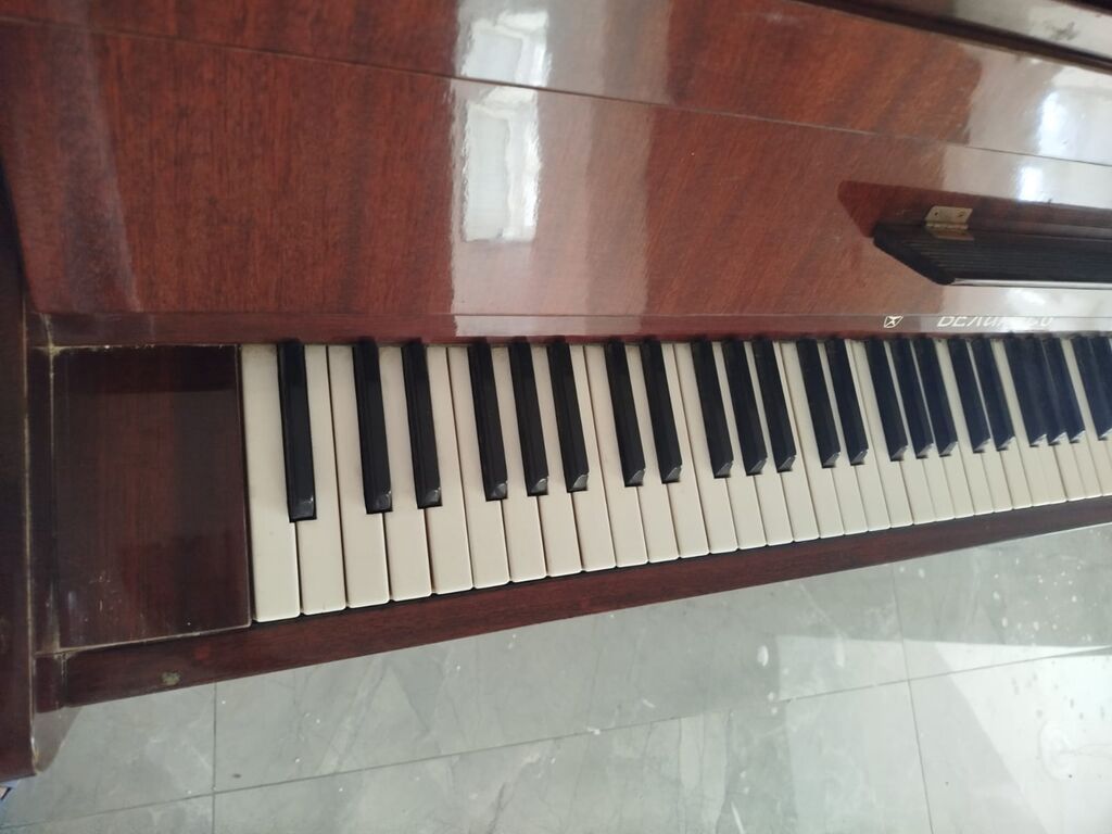 Piano, Belarus, Akustik, İşlənmiş