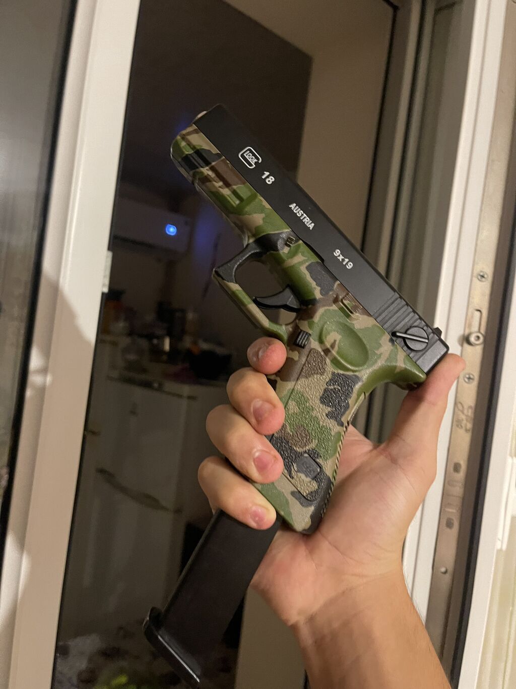 Cox Gucludur Dəmirdi Airsoft Glock 18 6mm Sarik Atır. ustunde 500 — Oyuncaqlar, Sumqayıt (6)