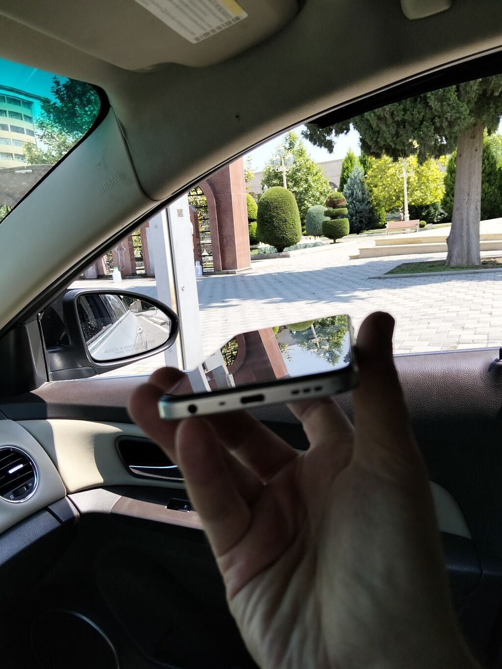 Oppo rəng - Ağ, Sensor