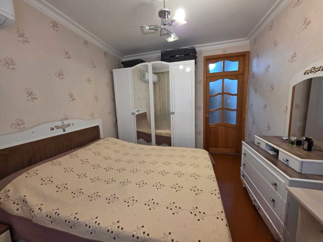 Satılır 2 otaqlı köhnə tikili 65 m² — Mənzil, Bakı (4)