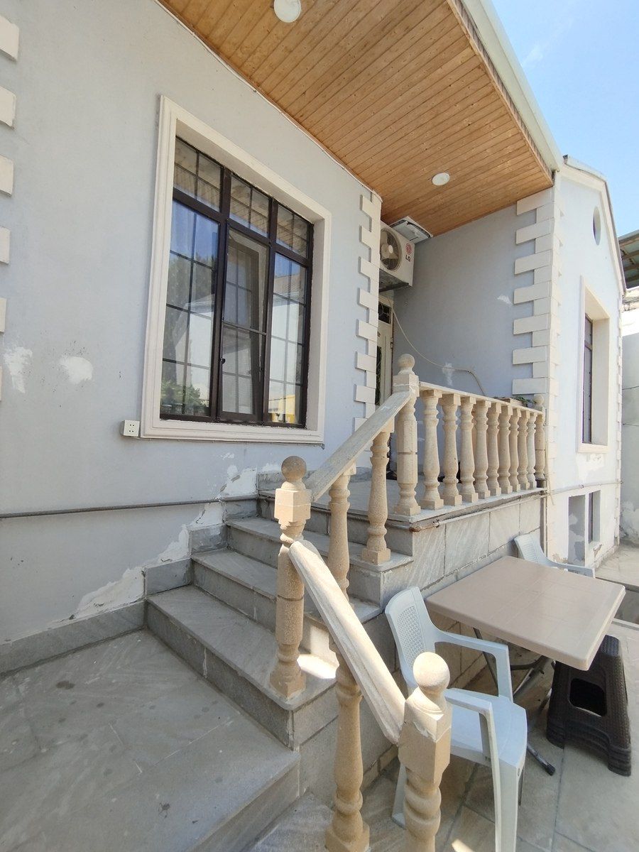 Satılır 4 otaqlı həyət evi/bağ evi 110 m² — Ev, villa, Bakı (5)