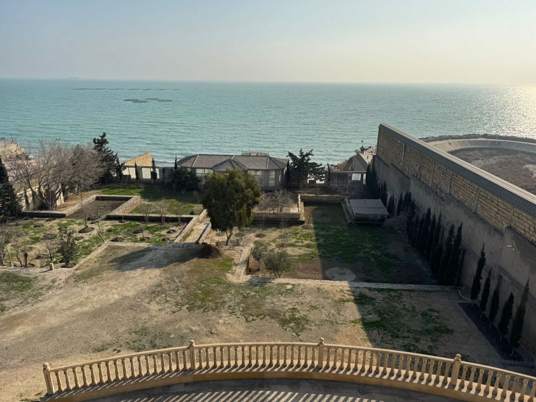 Satılır 12 otaqlı həyət evi/bağ evi 500 m² — Ev, villa, Bakı (3)