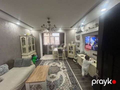 Satılır 2 otaqlı köhnə tikili 70 m²