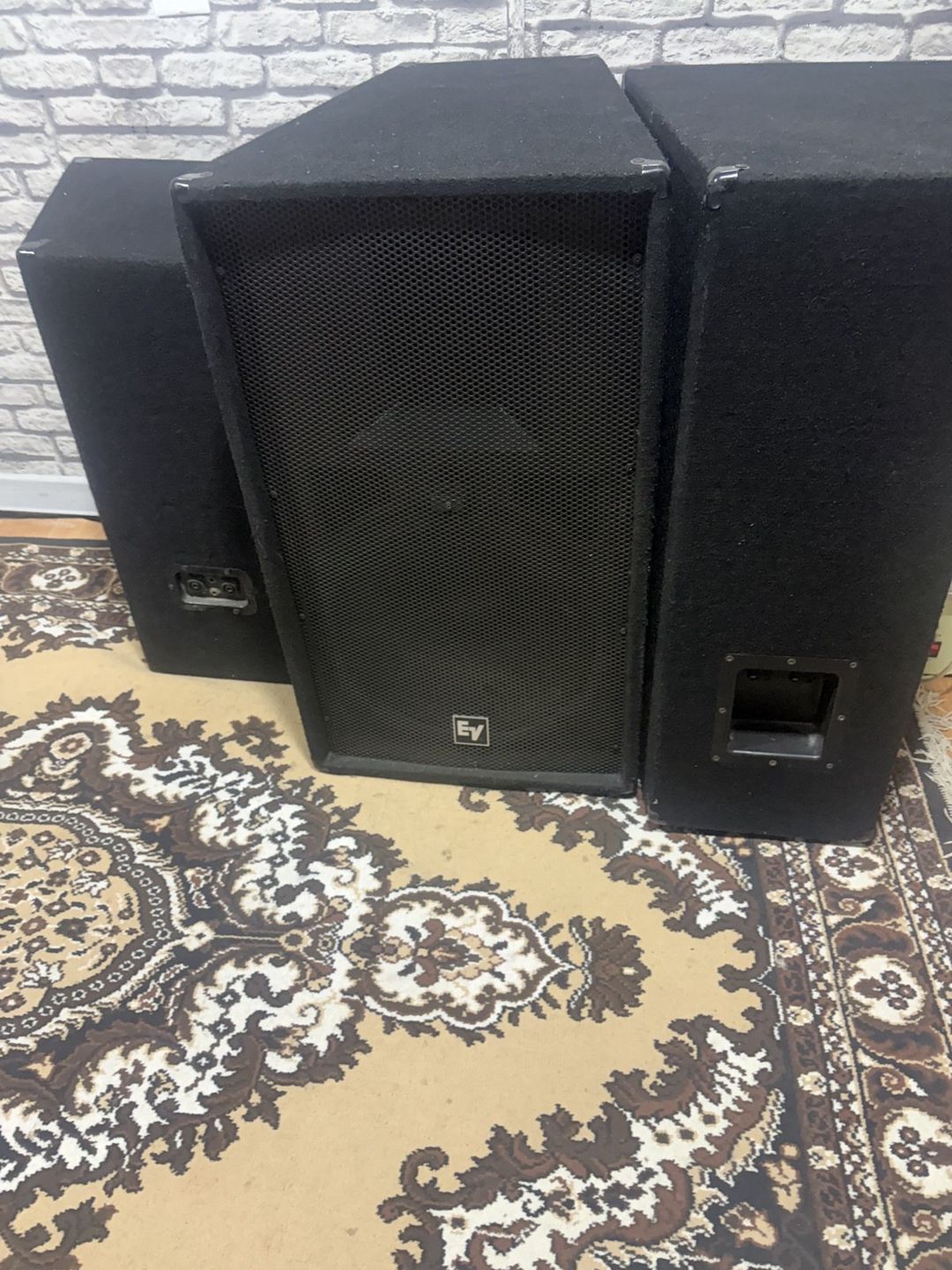 Elektro Voice dinamik — Musiqiə alətləri, Bakı