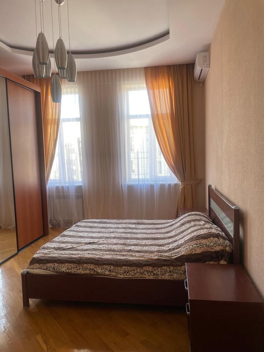 İcarəyə verilir 4 otaqlı köhnə tikili 130 m² — Mənzil, Bakı (9)