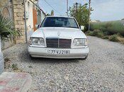 Mercedes E 220, 1994 il 77-VJ-218 — Avtomobillər, Bakı (10)