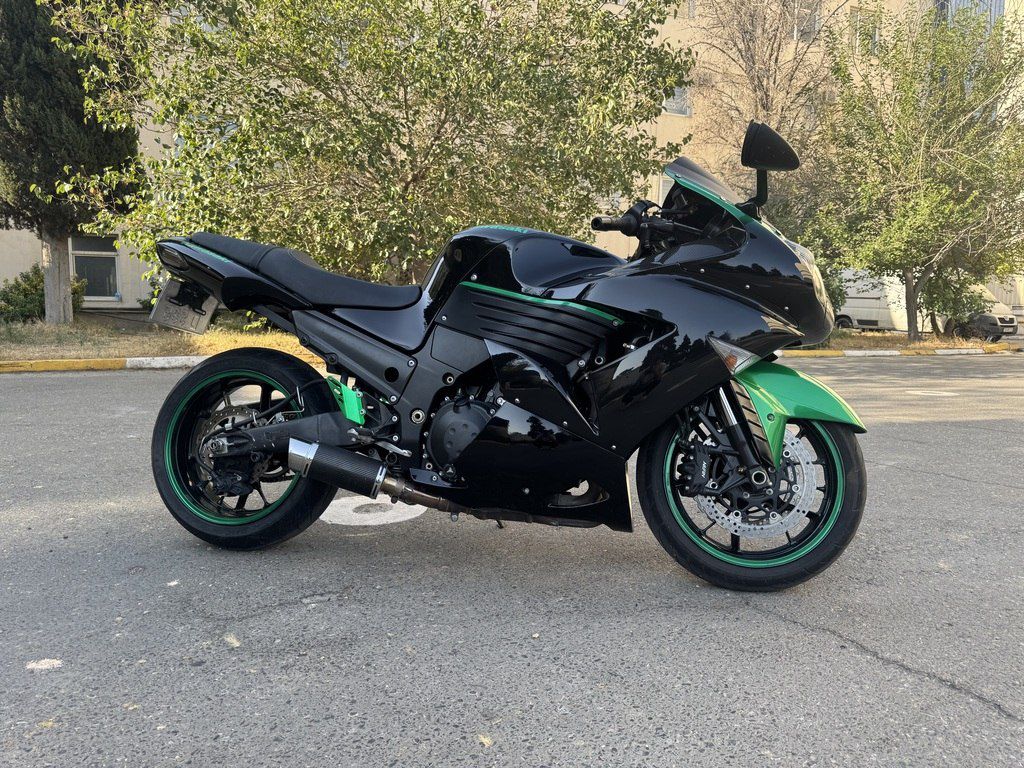 Kawasaki Ninja ZX-14, 1400 sm3, 2010 il, 22 600 km — Motosikletlər, Bakı (5)